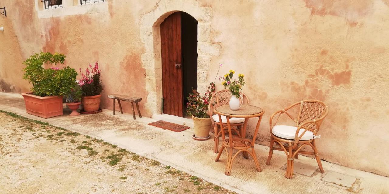 Casale Modica Villa Noto Bagian luar foto